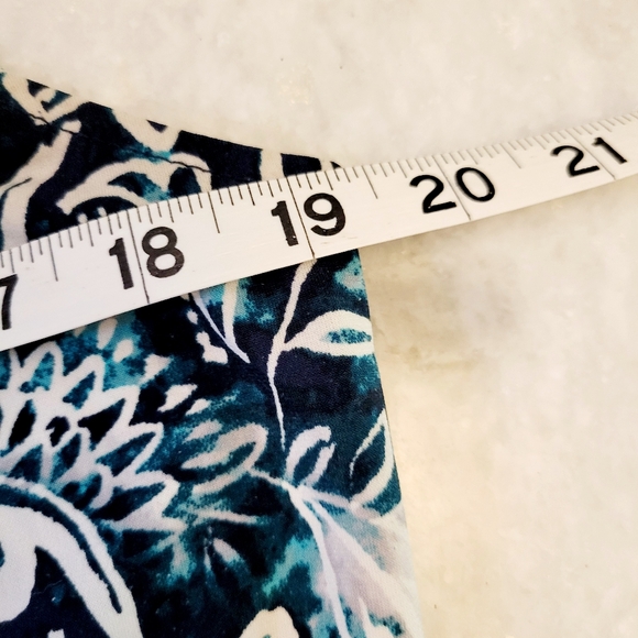 London Times Women's Size 6 Sleeveless Blue Patterned Sheath Dress - Picture 7 of 9